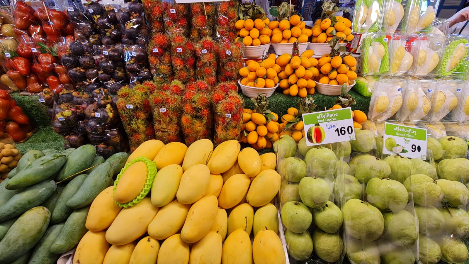 Fruit in Ho Chi Minh city