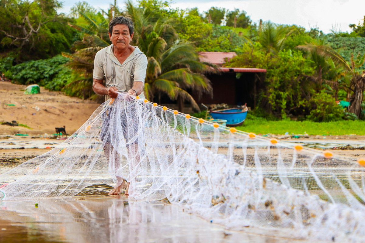 Authentic lifestyle of the coastal land