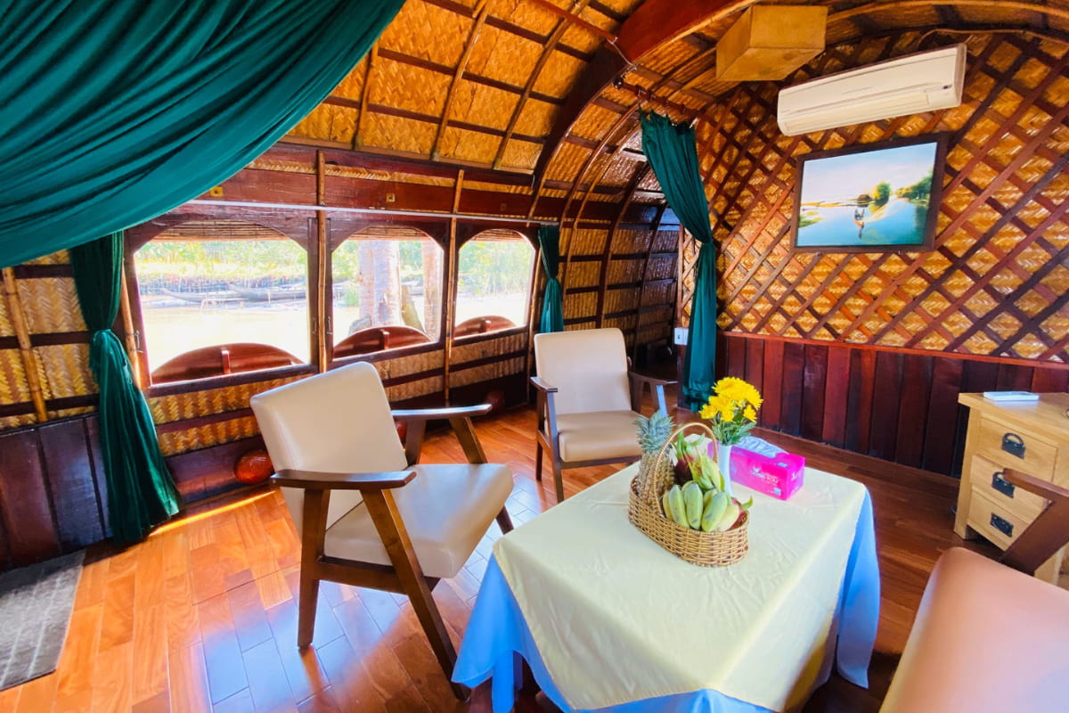 Private Sampan - Mekong Delta (7)