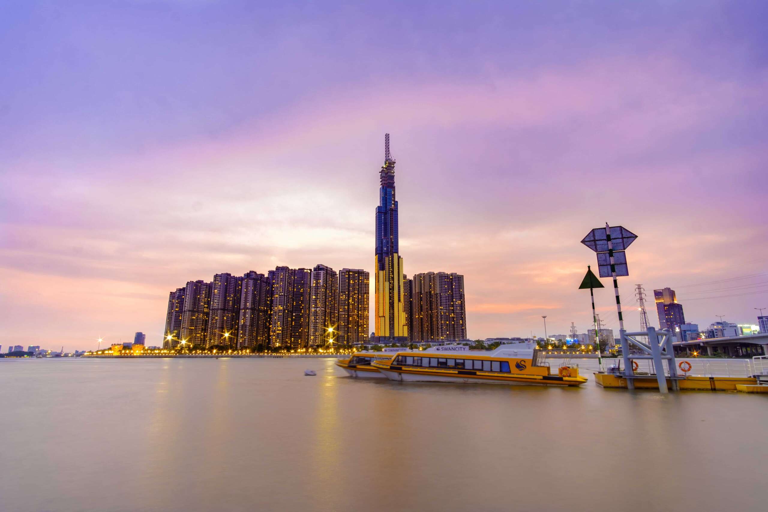 Sunset on Sai Gon river