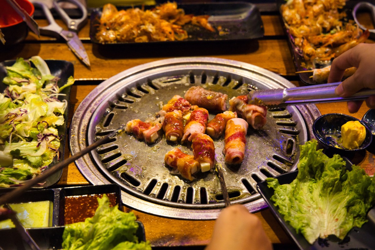 Grills in street food shop